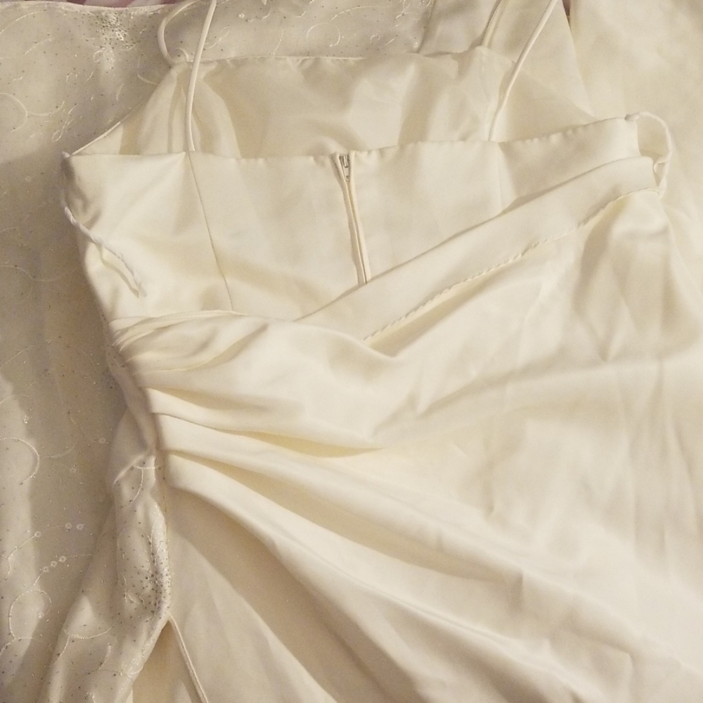 Wedding Dress, 3XL - Picture 4 of 8